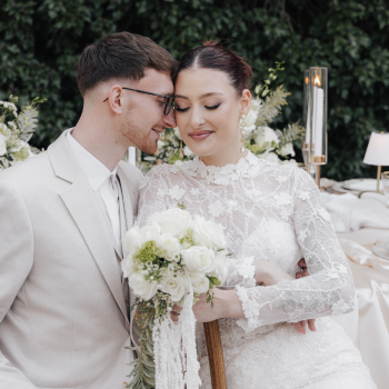 Hochzeitsplaner Leipzig – Freie Trauung & Hochzeitsplanung | Unique Day Wedding_Brautpaar einer Sommerhochzeit